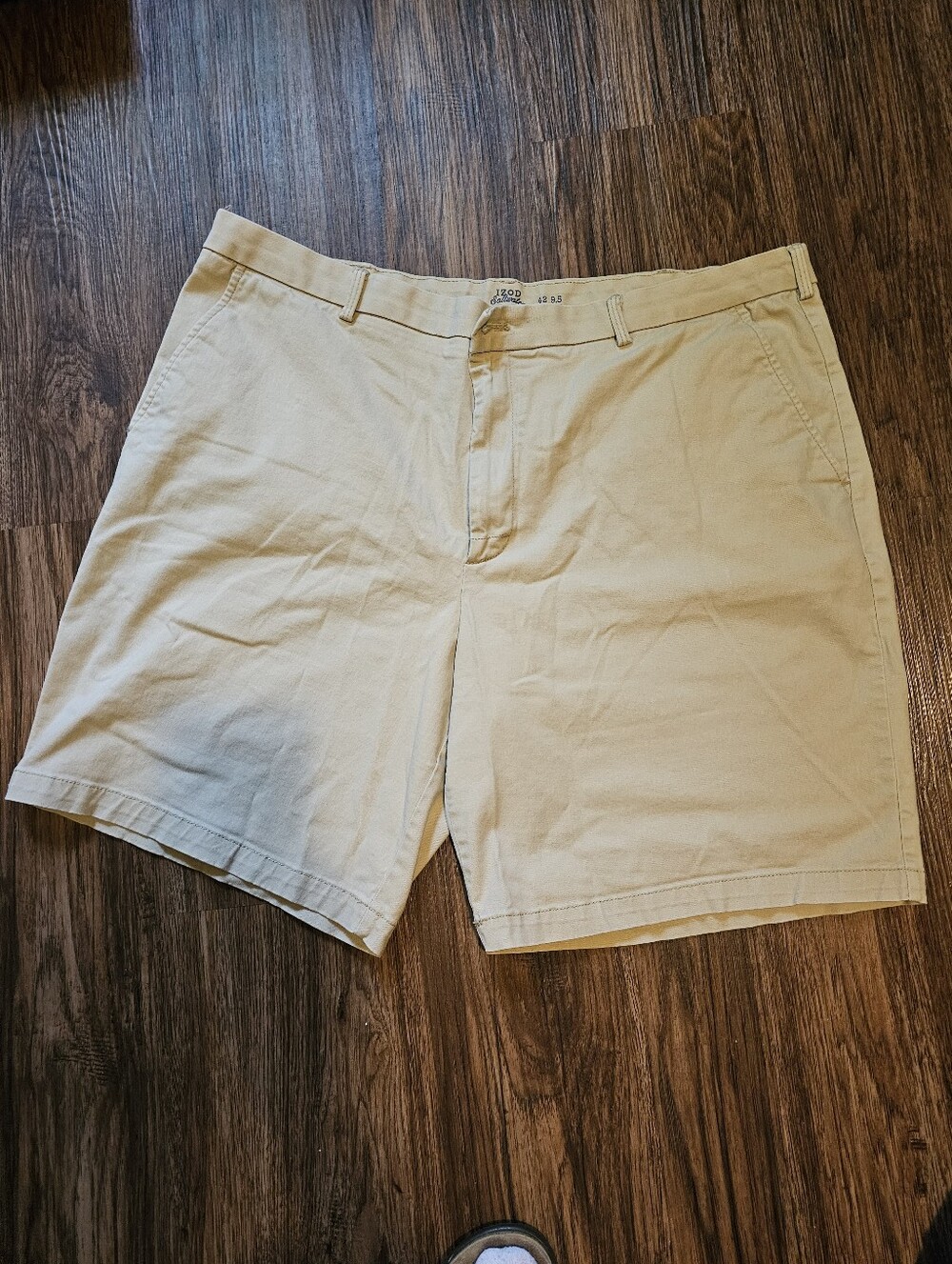 Mens Izod Flat Front Shorts